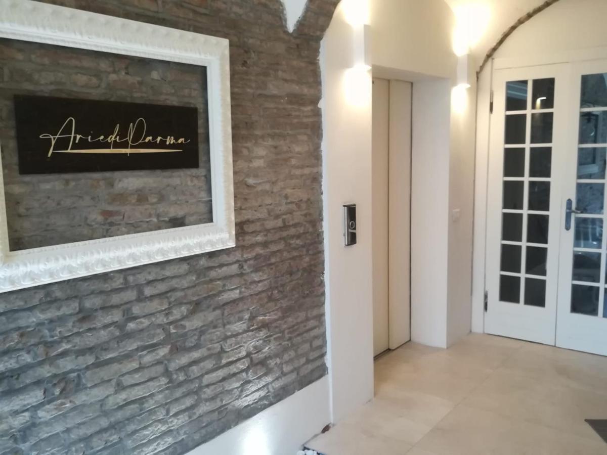 Ariediparma Appartamenti Luaran gambar