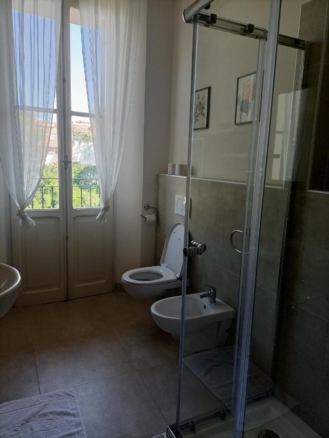 Ariediparma Appartamenti Luaran gambar