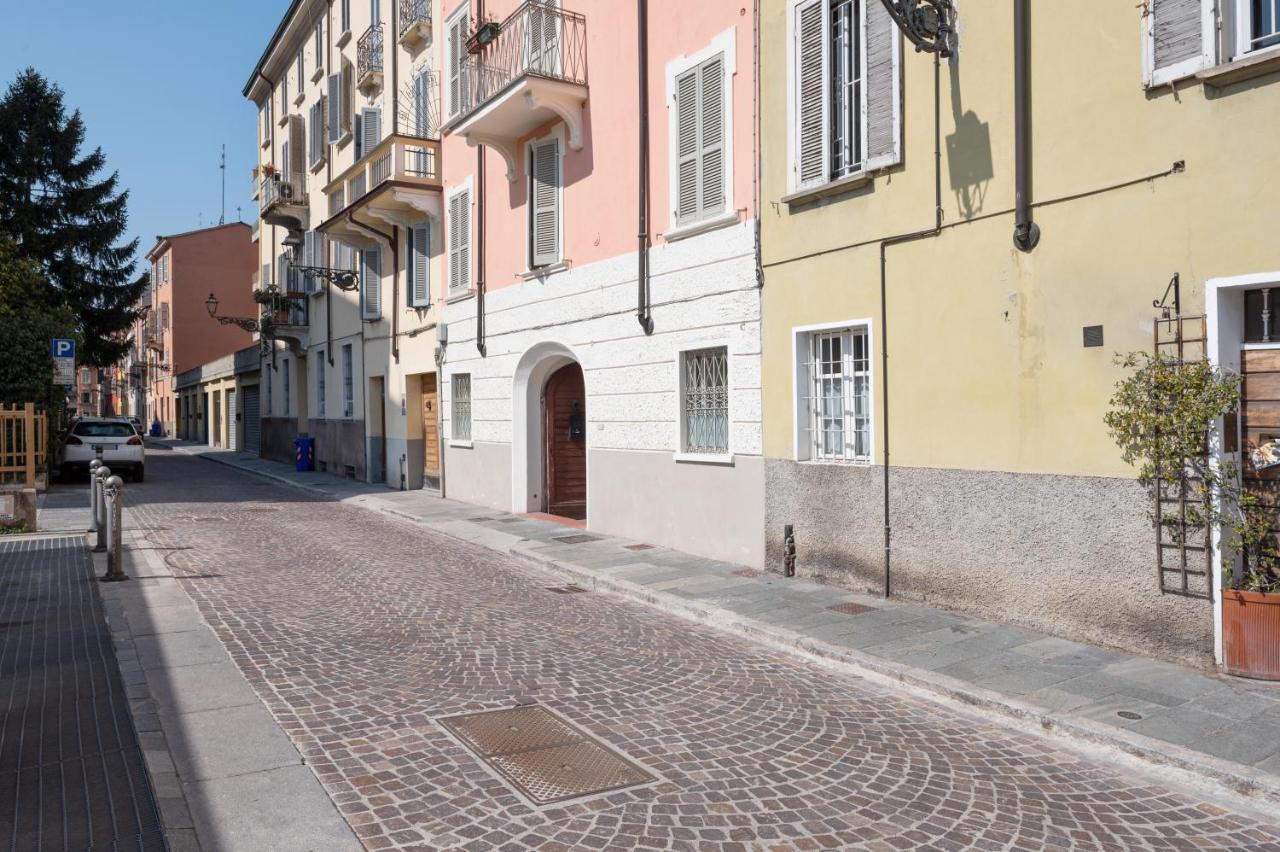 Ariediparma Appartamenti Luaran gambar