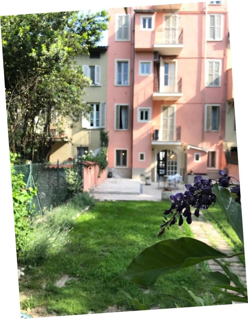 Ariediparma Appartamenti Luaran gambar